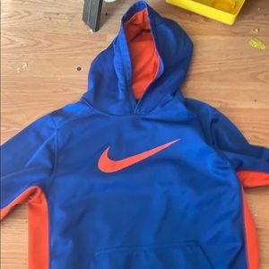 Nike hoodielarge thermo fit
